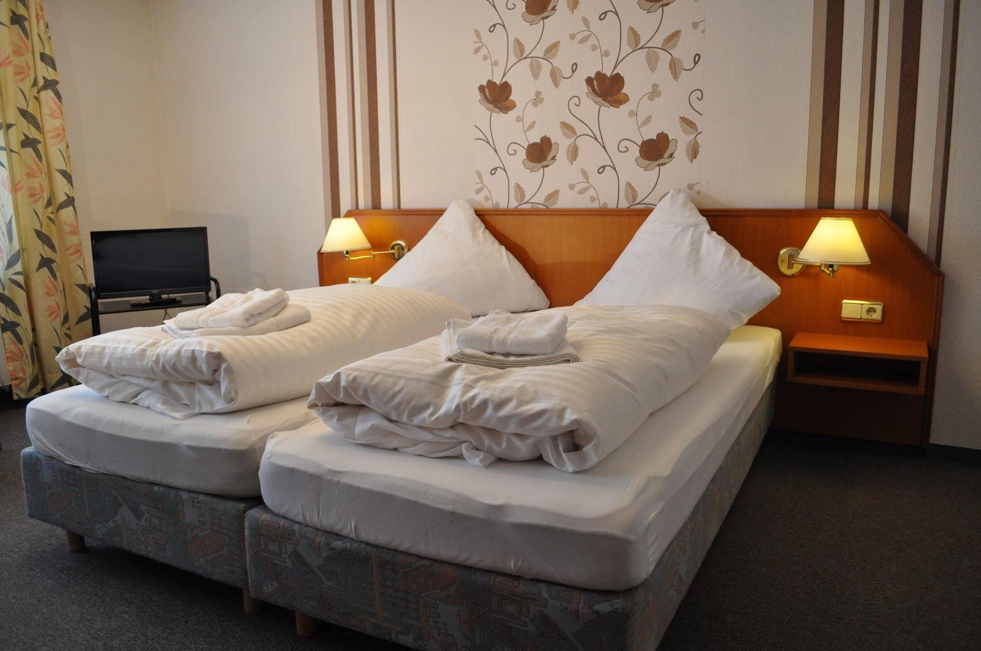 Hotel Engel Altenau Extérieur photo